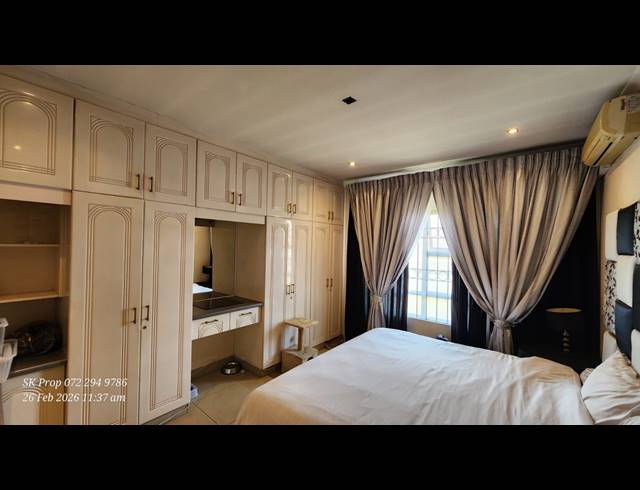 3 BEDROOM FREESTANDING FOR SALE IN MOUNTAIN RISE